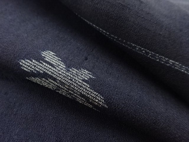  アンティーク　抽象万寿菊模様織出し本場夏大島紬着物